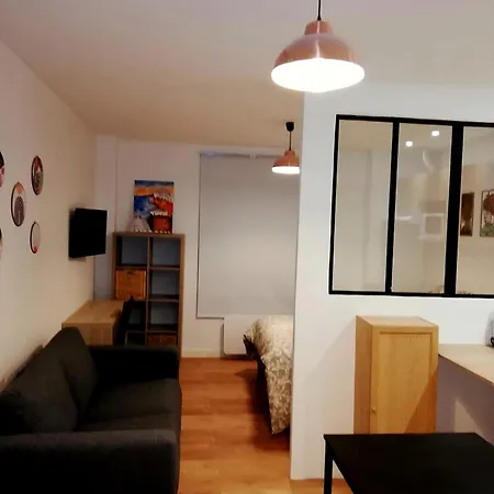 Апартаменты Cosy Montmartre Париж