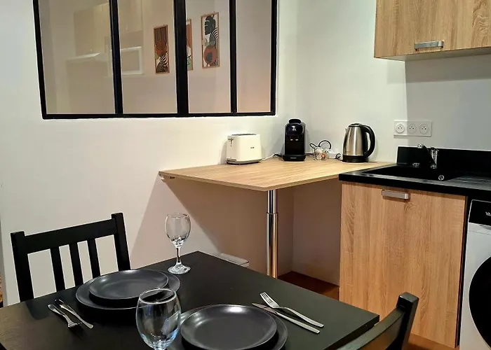 Cosy Montmartre Апартаменты Париж